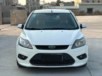 Certificated Used Ford Focus 2013 Model Hatchback Classic 1.8L Automatic Basic