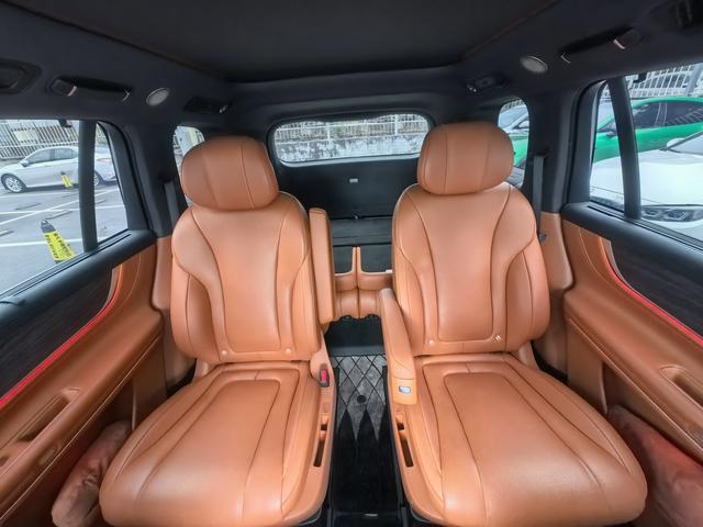 Certificated Pre-Owned Wenjie M9 2024 Extended Range Max Six-Seater Version -u21683184