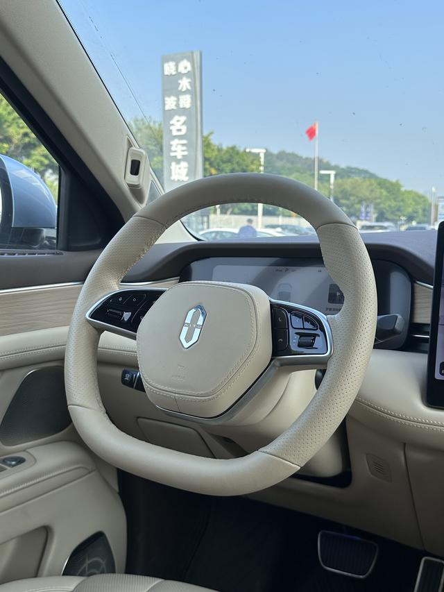 Certificated Pre-Owned Wenjie M7 2024 Ultra Five-Seater Four-Wheel Drive Intelligent Driving Edition -u21998969