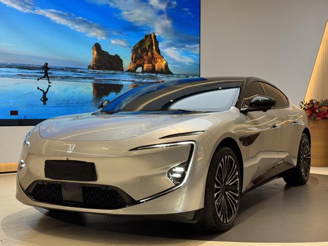 Certificated Pre-Owned AVATR 12 2025 Max Rear-Wheel Drive Extended-Range Version -u22068530