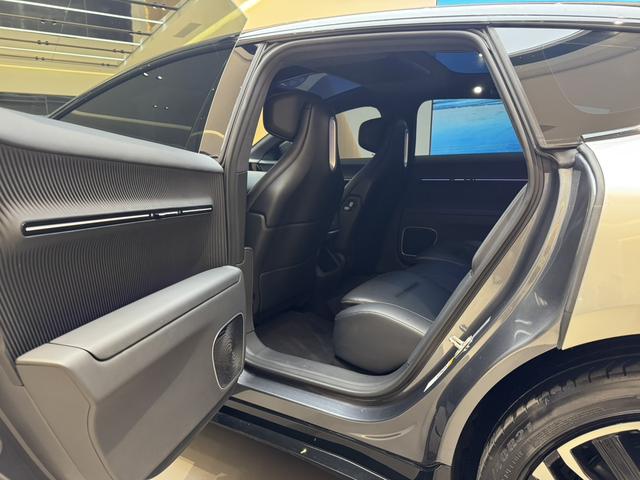 Certificated Pre-Owned AVATR 12 2025 Max Rear-Wheel Drive Extended-Range Version -u22068530