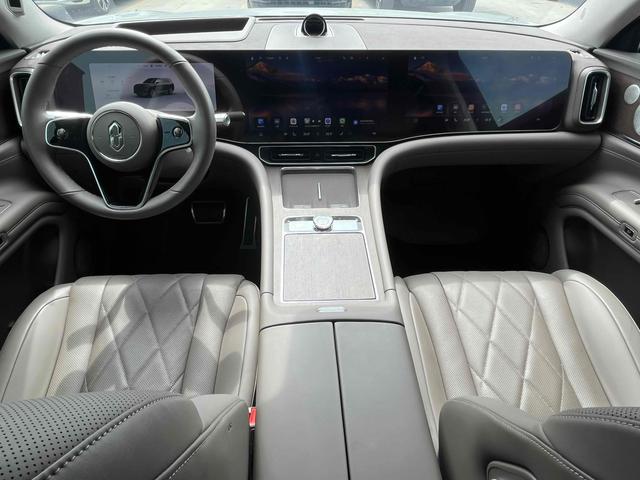 Certificated Pre-Owned Wenjie M9 2024 Extended-Range Ultra Five-Seater Version -u21982807