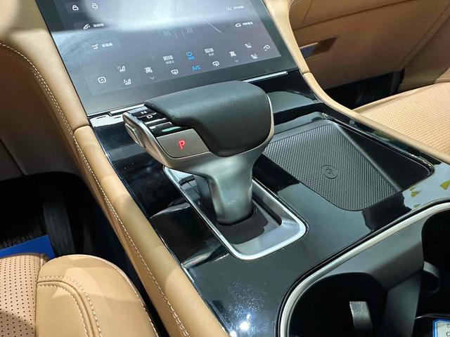 Certificated Pre-Owned Li Auto ONE 2021 Extended-Range 6-Seater Version -u21591670