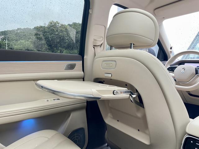 Certificated Pre-Owned Wenjie M7 2024 Ultra Five-Seater Four-Wheel Drive Intelligent Driving Version -u20967894