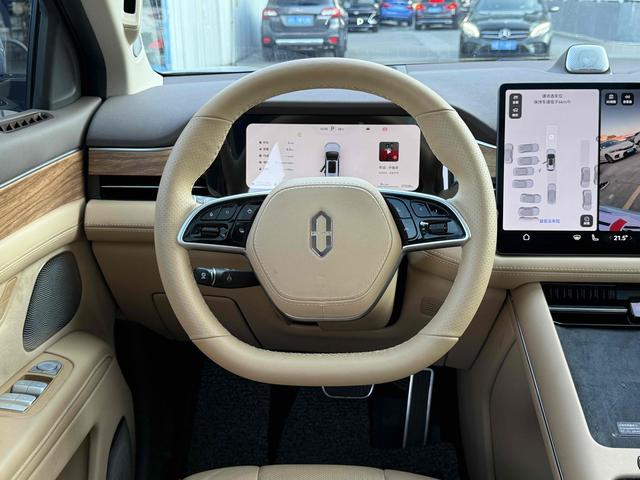 Certificated Pre-Owned Wenjie M7 2024 Max Six-Seater Four-Wheel Drive Intelligent Driving Version -u21748591