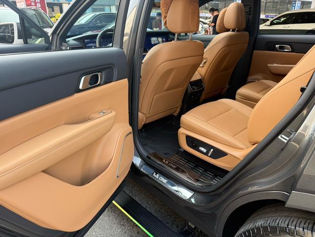 Certificated Pre-Owned Li Auto ONE 2021 Extended-Range 6-Seater Edition -u21962605