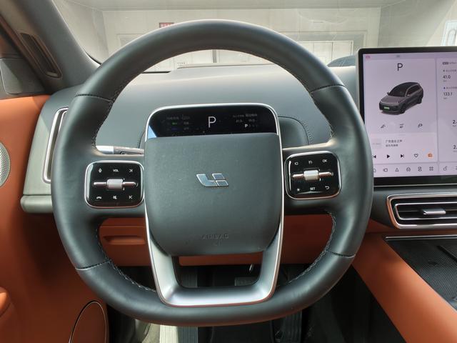 Certificated Pre-Owned Li Auto L8 2023 Pro Edition -u21458287