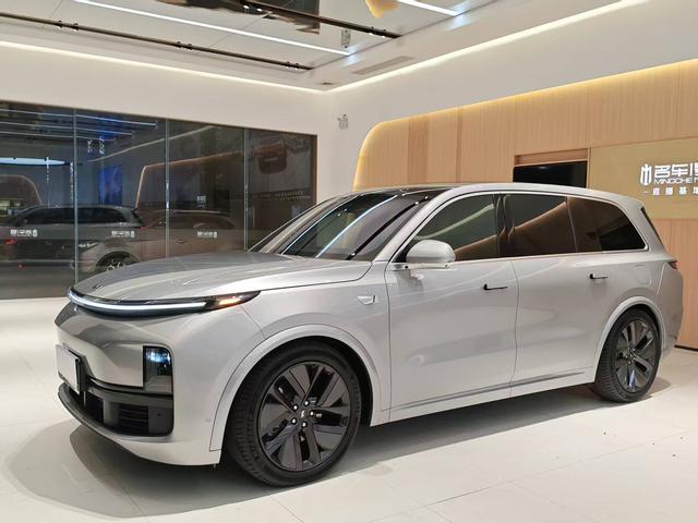 Certificated Pre-Owned Li Auto L9 2023 Pro Edition -u22078477