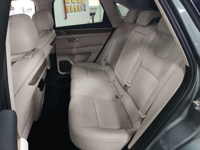 Certificated Pre-Owned Wenjie M5 2022 Extended-Range Four-Wheel Drive Performance Edition -u22037765