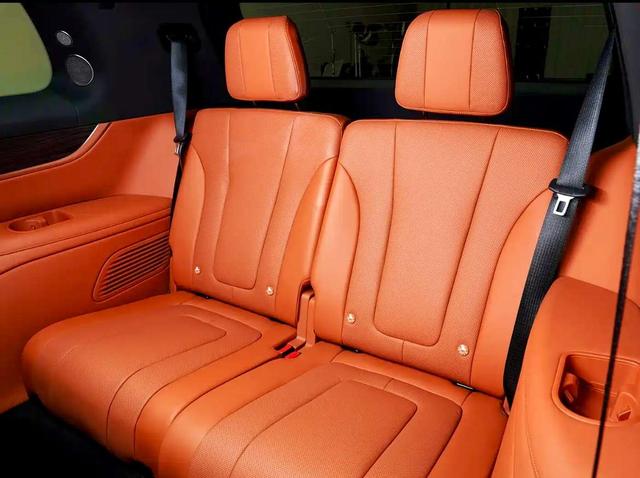 Certificated Pre-Owned Wenjie M9 2024 Extended-Range Ultra Six-Seater Edition -u22042330