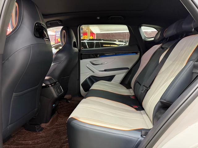 Certificated Pre-Owned BYD Song PLUS DM 2023 DM-i Champion Edition 110KM Flagship PLUS -u21920276