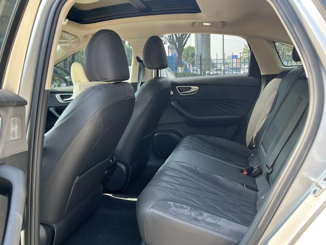 Certificated Pre-Owned Roewe D7 DMH 2023 125 Excellence Edition -u21928878