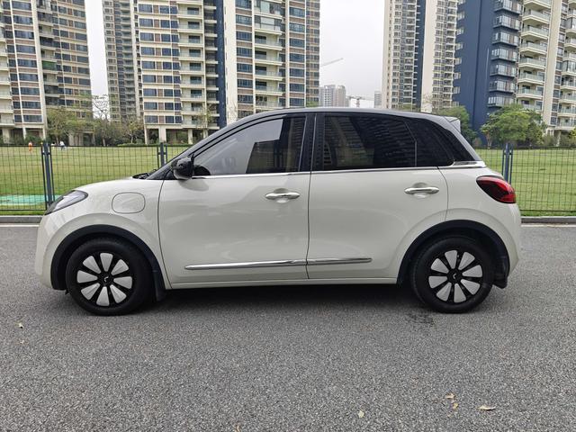 Pre-Owned Wuling Bingguo 2023 Model 333KM Lingxi Internet + Edition