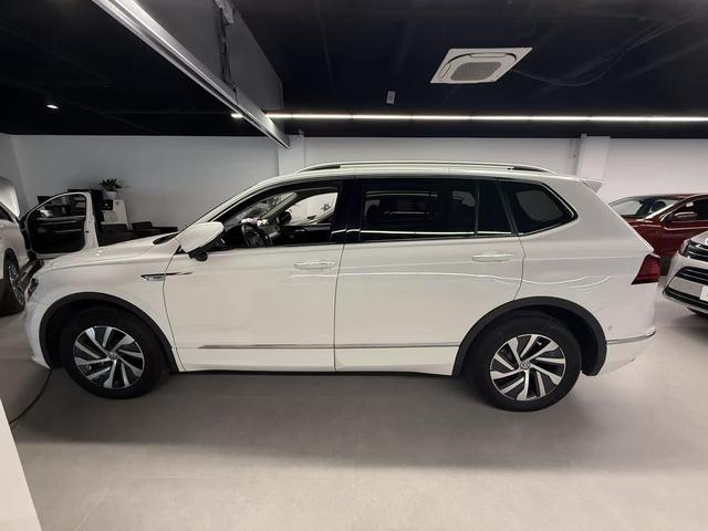 Certificated Pre-Owned Tiguan L PHEV 2020 430PHEV Plug-in Hybrid Flagship Edition -u21588348
