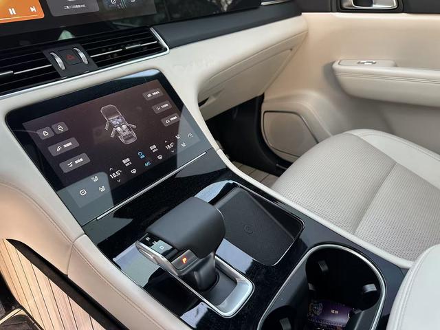 Pre - Owned 2021 Li ONE Extended - Range 6 - Seat Edition