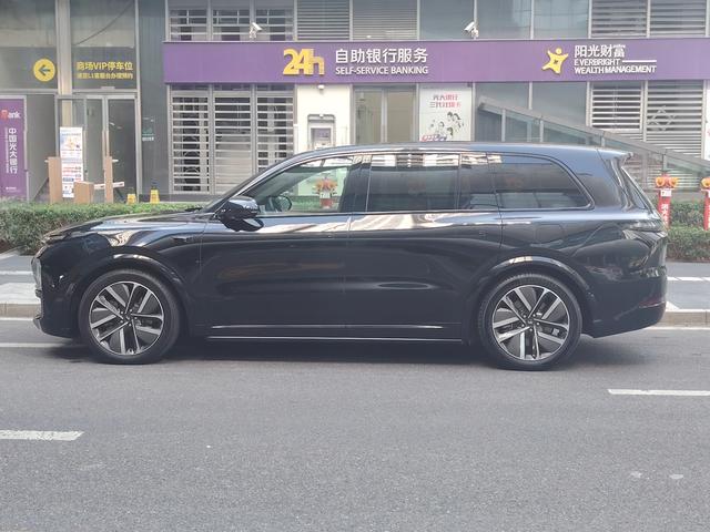 Pre-Owned Li L9 2023 Pro Edition