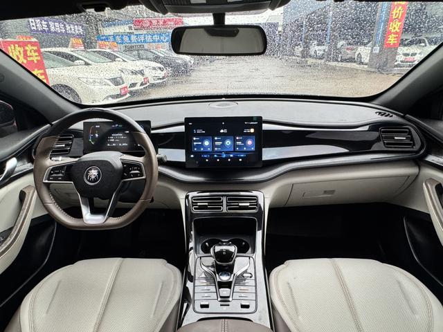 Certificated Pre-Owned BYD Qin PLUS DM 2023 DM-i Champion Edition 55KM Leading Model -u19313777