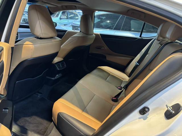 Certificated Pre-Owned Lexus ES 2022 200 Premium Edition - u22329566