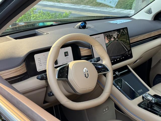 Pre - Owned AITO M7 2024 Pro Six - Seat Four - Wheel Drive Intelligent Driving Edition