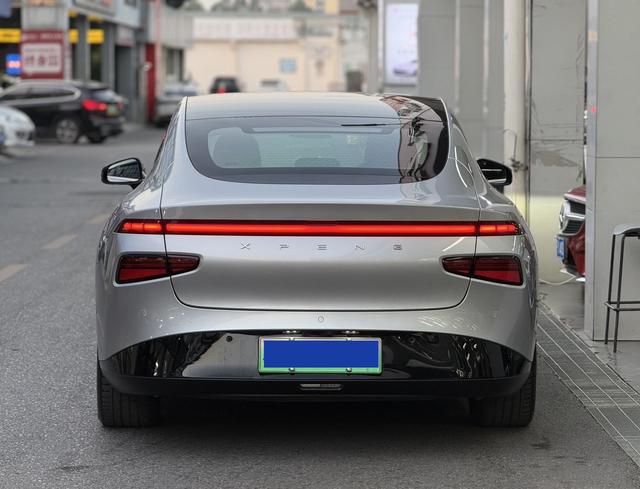 Certificated Pre-Owned XPENG P7 2024 P7i 550 Pro-u22201176