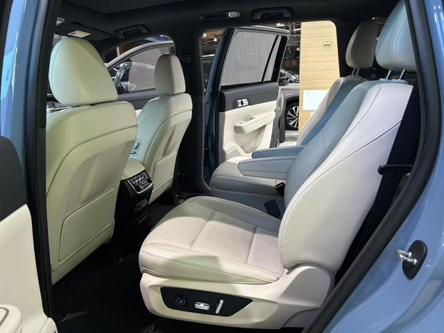 Certificated Pre-Owned Li Auto ONE 2021 Extended-Range 6-Seater Edition -u21010103