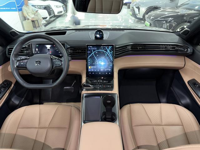 Pre-Owned NIO ES8 2020 415KM Signature Edition 6-Seater