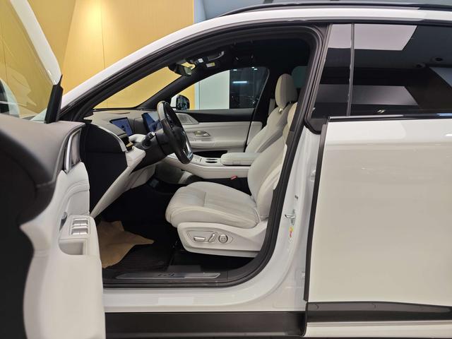 Pre-Owned XPENG G9 2024 Model 702 Max