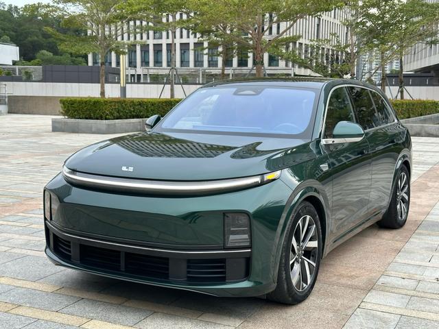 Pre - Owned 2023 Li L7 Pro Edition