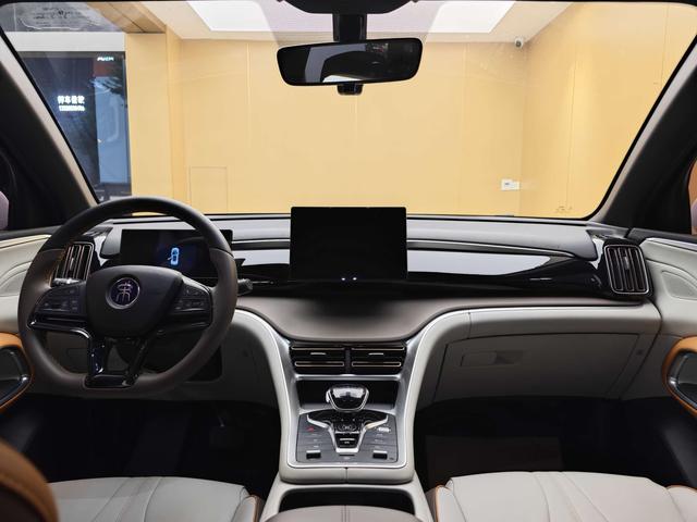 Certificated Pre-Owned BYD Song Pro DM 2022 DM-i 51km Luxury Version -u22106892