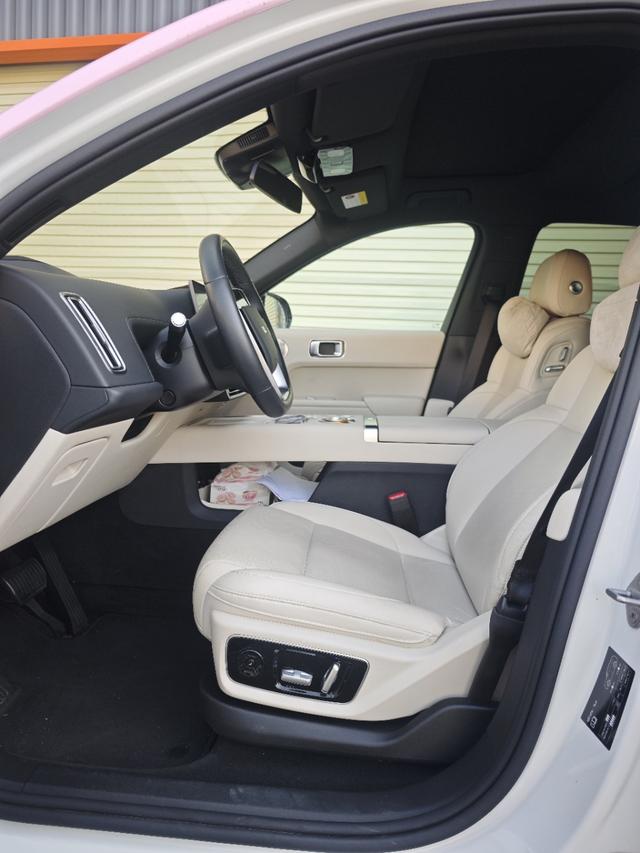 Pre-Owned 2024 Li Auto L7 Max Edition