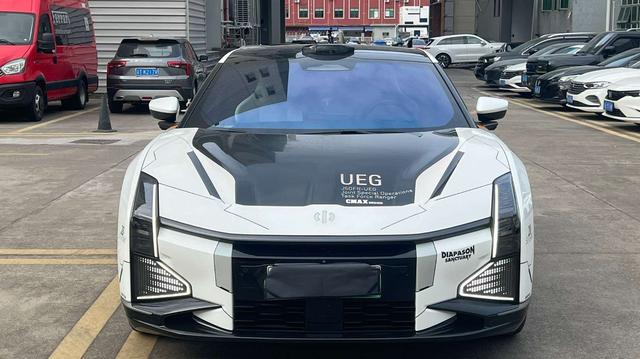 Pre-Owned HiPhi Z 2023 Model 5-Seat Version