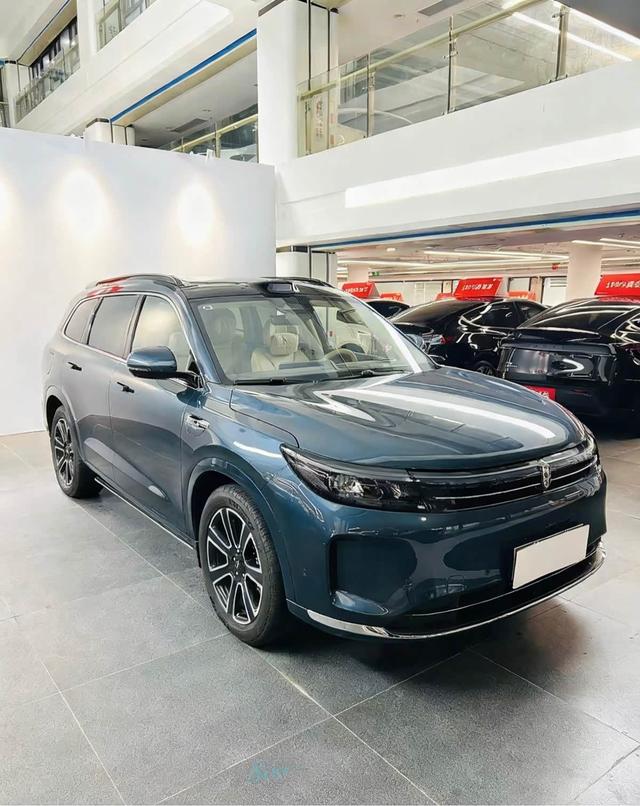 Pre-Owned AITO M7 2024 Ultra 5-Seat 4WD Intelligent Edition