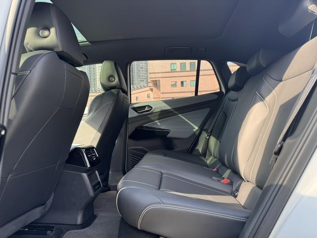 Certificated Pre-Owned Volkswagen ID.4 X 2025 Smart Edition Pure Intelligence Enjoyment Version