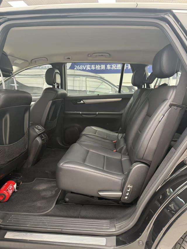 Certificated Pre-Owned Mercedes-Benz R-Class 2011 R 300 L Business Edition - u22053723