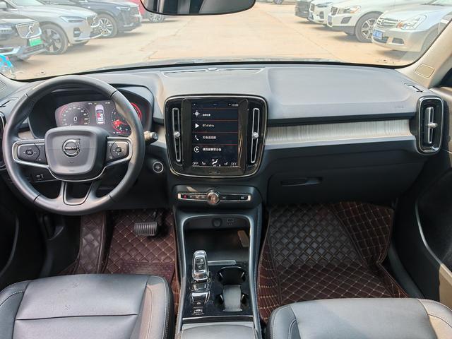 Certificated Used Volvo XC40 2020 T4 4WD Zhiyuan Luxury Edition