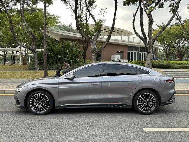 Certificated Pre-Owned BYD Han DM 2022 DM-i 121KM Premium Edition -u22037272