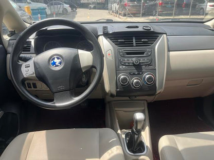 Certificated Pre-Owned Dongfeng Nissan Venucia R50 2015 1.6L Manual Luxury Edition - u20945985