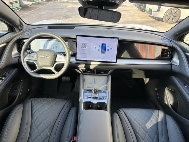 Pre-Owned BYD Sea Lion 07 EV 2025 Model 610 Intelligent Driving Version