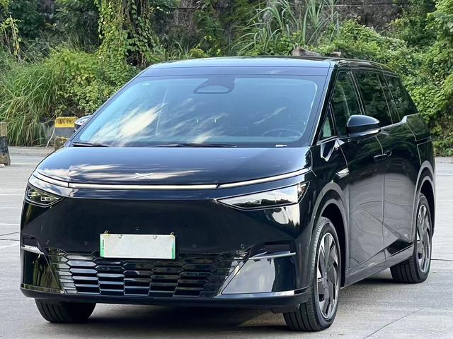 Certificated Pre-Owned XPENG X9 2024 702 Ultra-Long Range Max-u21718557