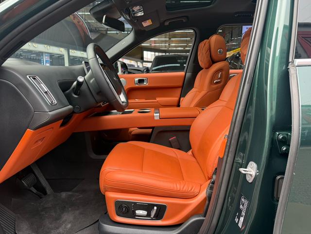 Pre-Owned Li Xiang L8 2023 Pro Version