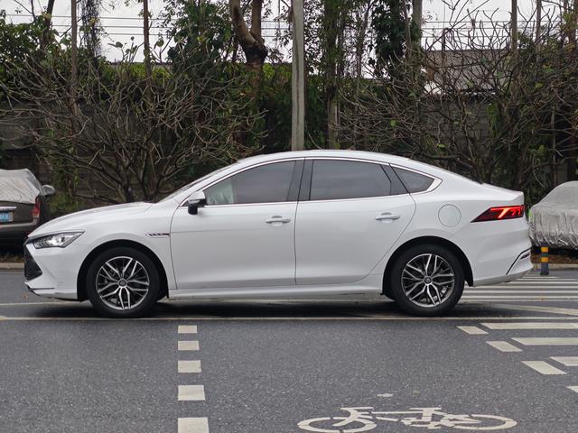 Certificated Pre-Owned BYD Qin PLUS DM 2021 DM-i 55KM Flagship Edition -u22036461