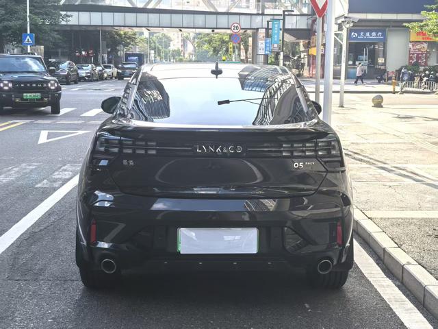 Certificated Pre-Owned Lynk & Co 05 EM-P 2021 PHEV 1.5TD HALO -u20969200