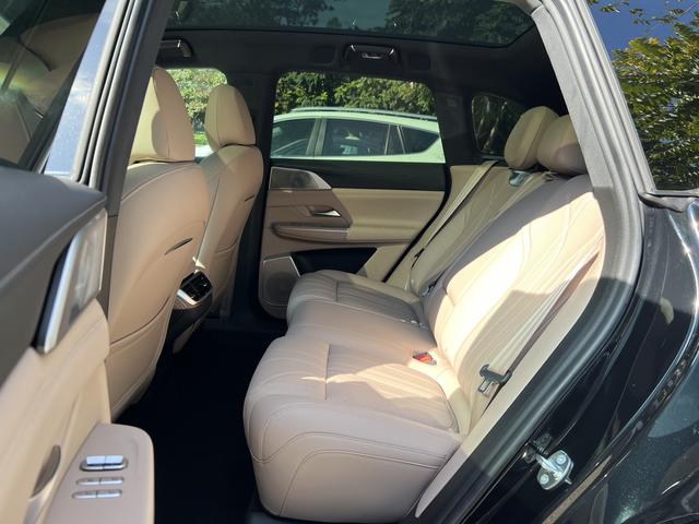 Certificated Pre-Owned XPENG G9 2025 625 Long Range Max-u22075894