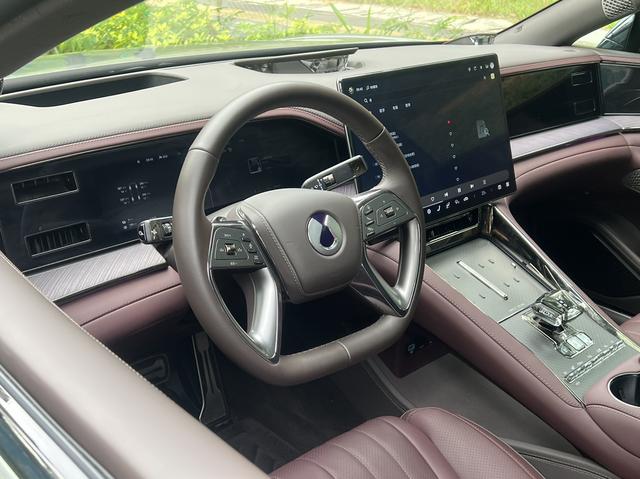 Certificated Pre-Owned Denza Z9GT DM 2024 Edition 1100 4WD Max Version -u22095748