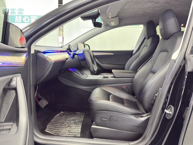 Pre-Owned Tesla Model Y 2022 Facelift Rear-Wheel Drive Version