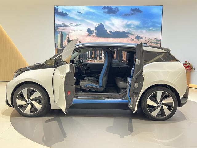 Pre-Owned BMW i3 (Imported) 2019 Fast Charging Version