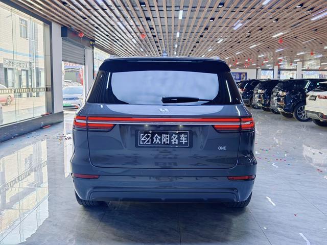 Pre-Owned Li ONE 2020 Extended - Range 6 - Seat Edition