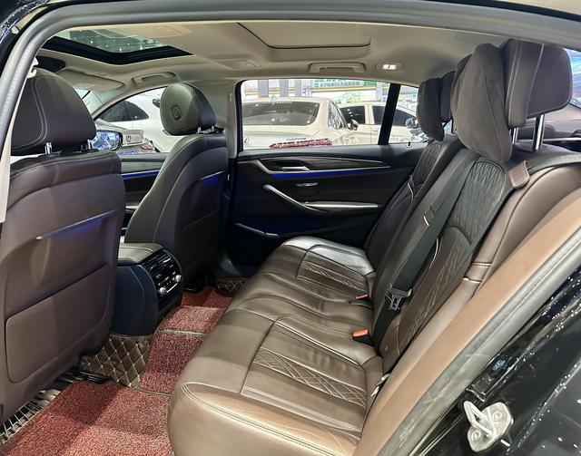 Certificated Pre-Owned BMW 5 Series PHEV 2019 530Le Luxury Package -u21857943